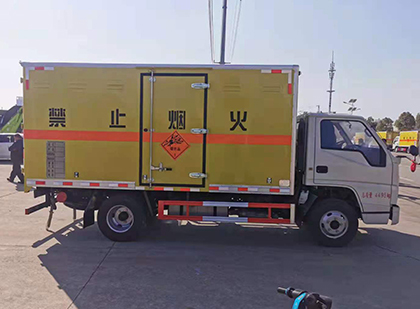 同德爆破器材运输车